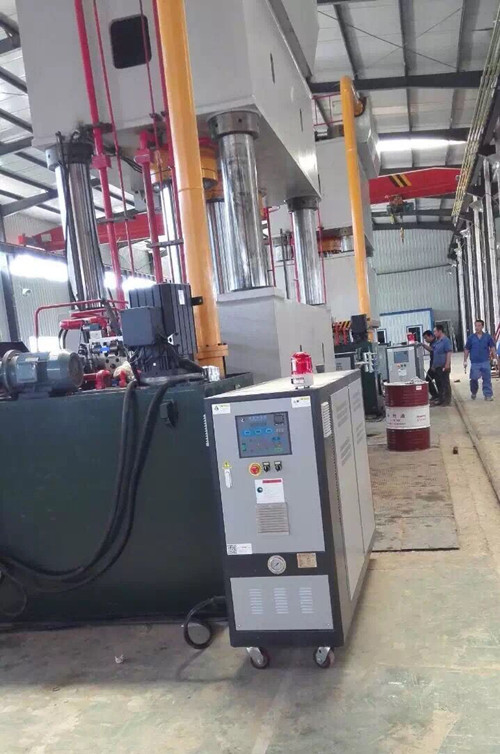 熱壓機模具油加熱器,導熱油加熱器，模具溫度控制機